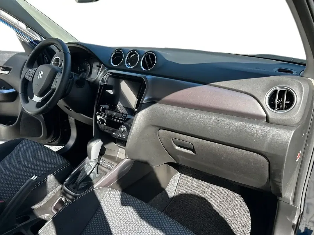 Suzuki Vitara - Thumbnail 11