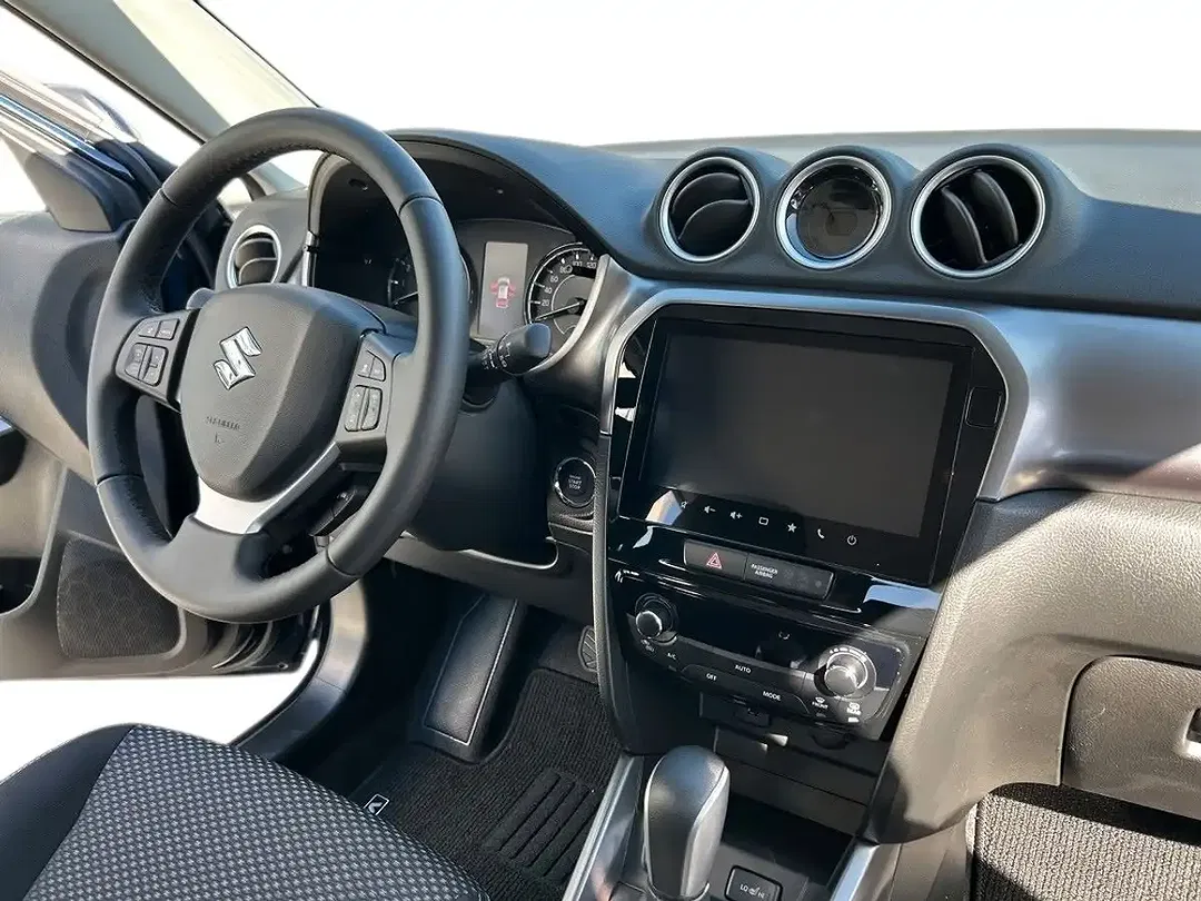 Suzuki Vitara - Thumbnail 12