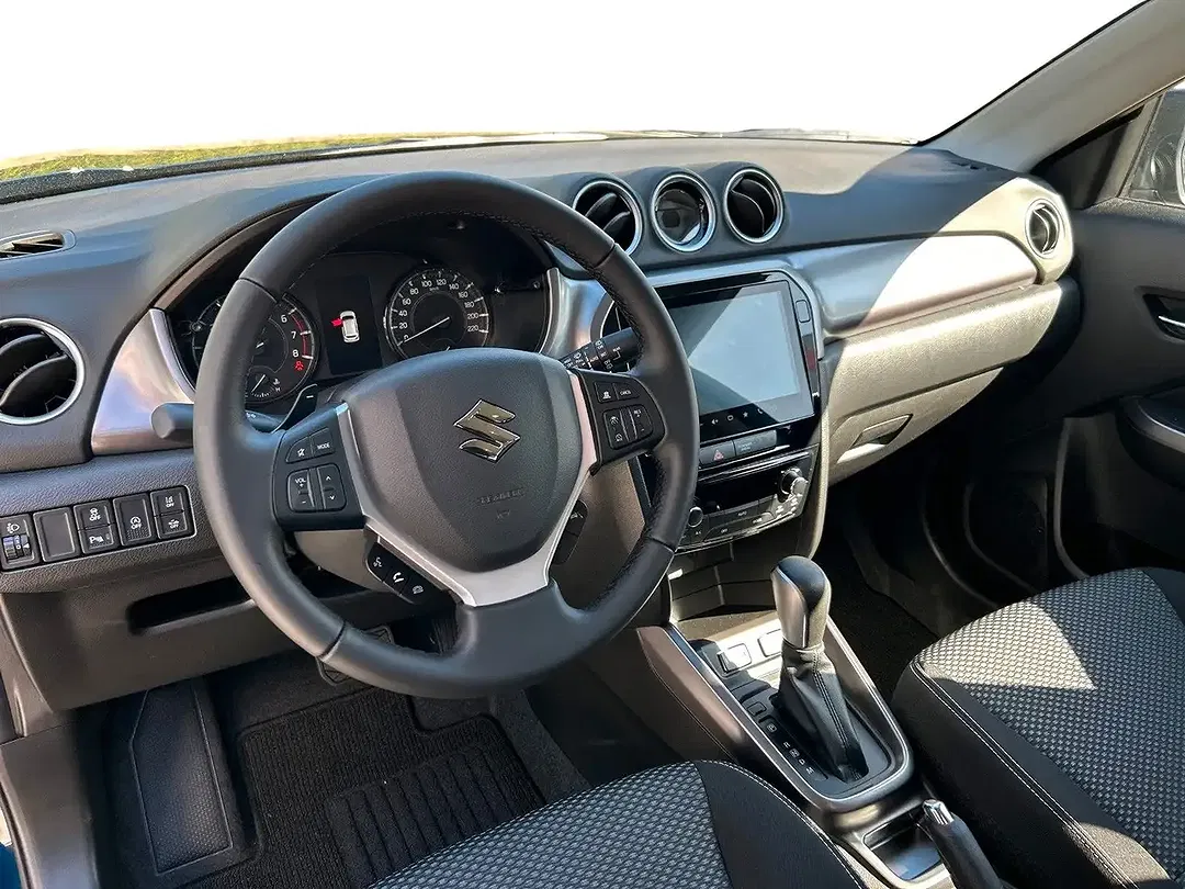 Suzuki Vitara - Thumbnail 9