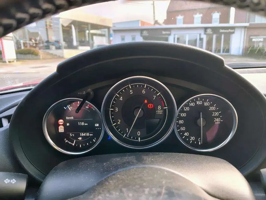 Mazda MX-5 - Thumbnail 9