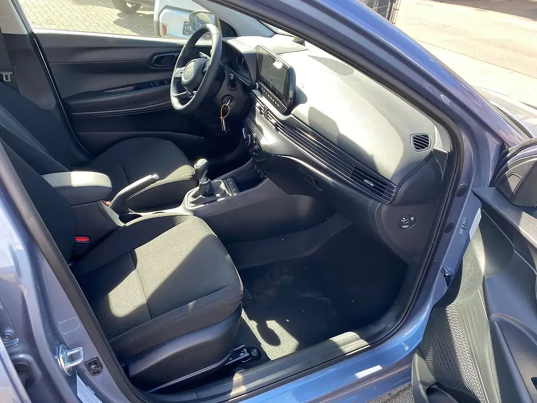 Hyundai i20 - Thumbnail 10
