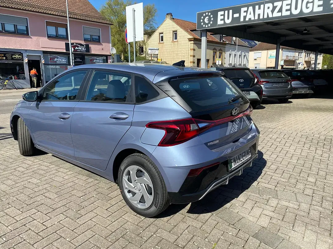 Hyundai i20 - Thumbnail 5