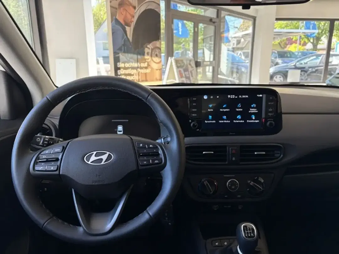 Hyundai i10 - Thumbnail 11