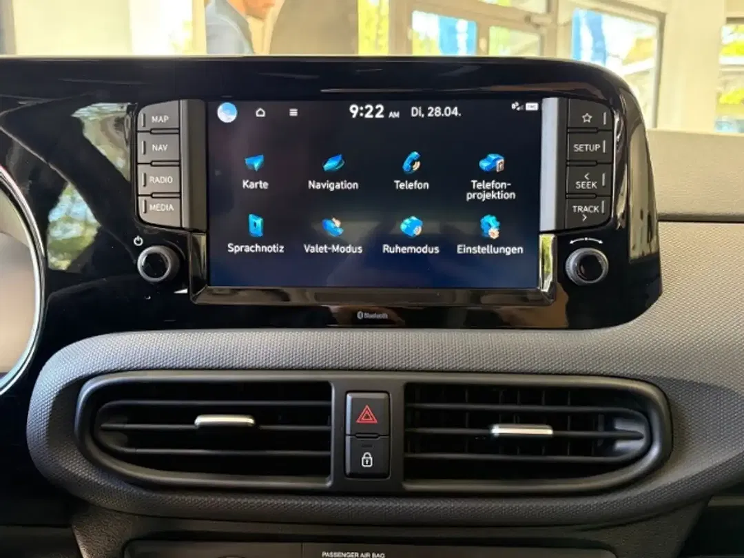 Hyundai i10 - Thumbnail 13