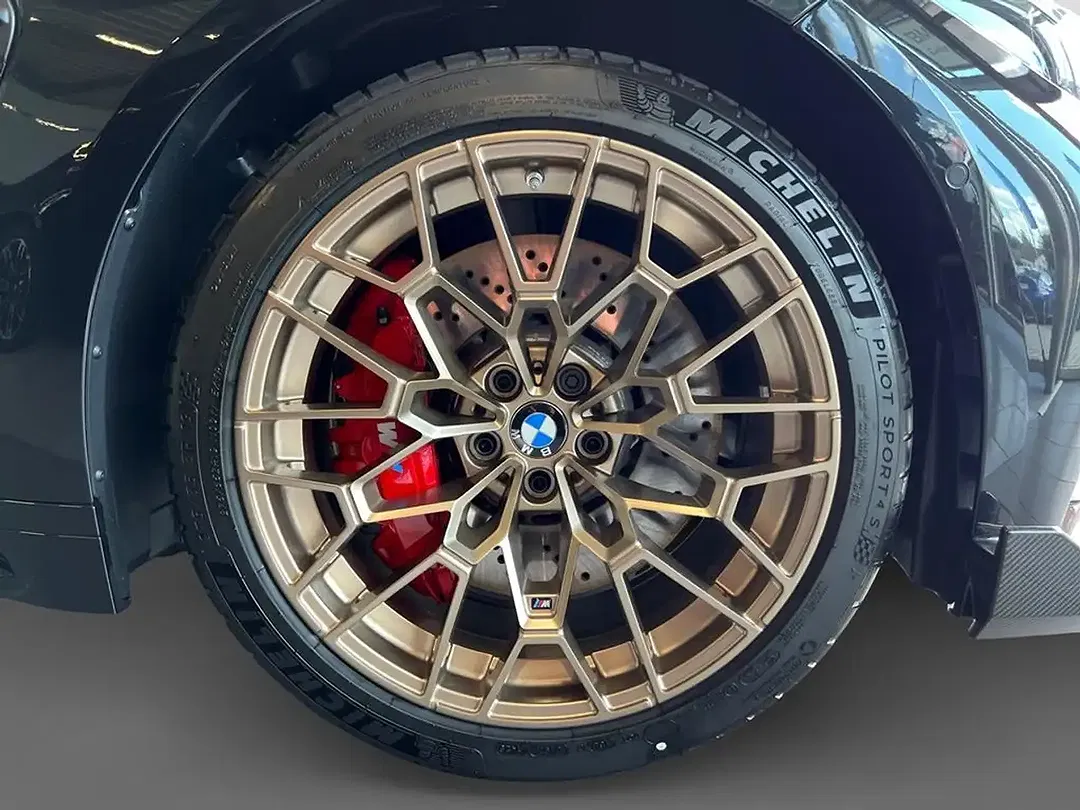 BMW M3 - Thumbnail 13