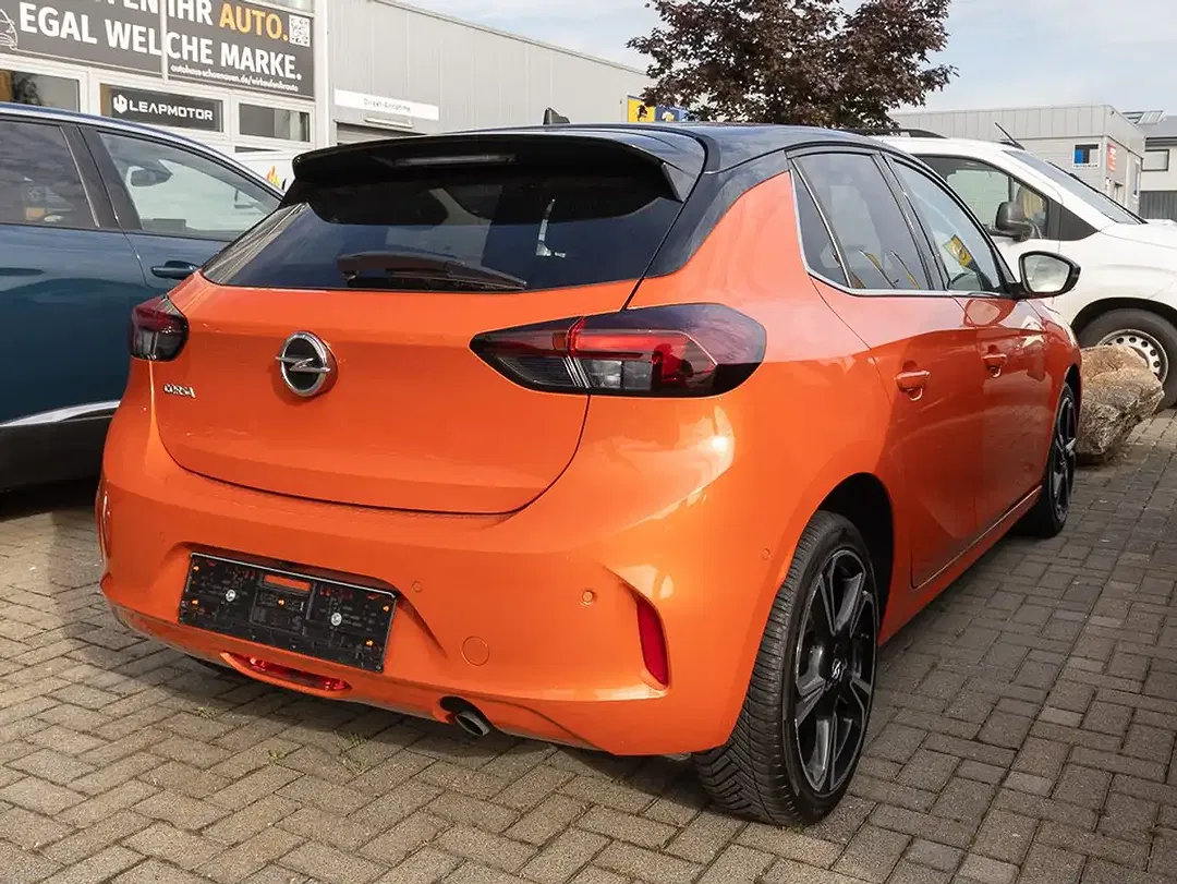 Opel Corsa - Thumbnail 3