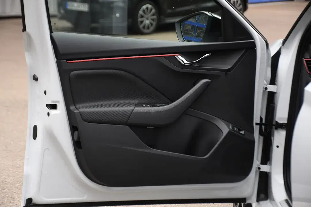 Skoda Kamiq - Thumbnail 5