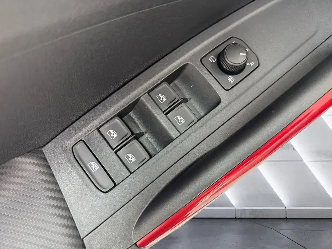 Skoda Fabia - Thumbnail 11