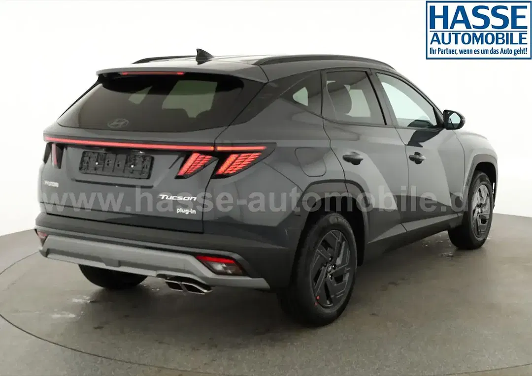 Hyundai TUCSON - Thumbnail 2