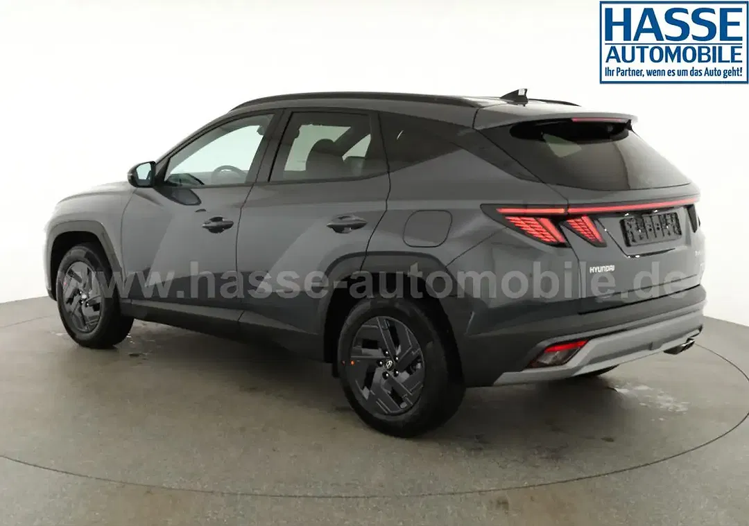Hyundai TUCSON - Thumbnail 3