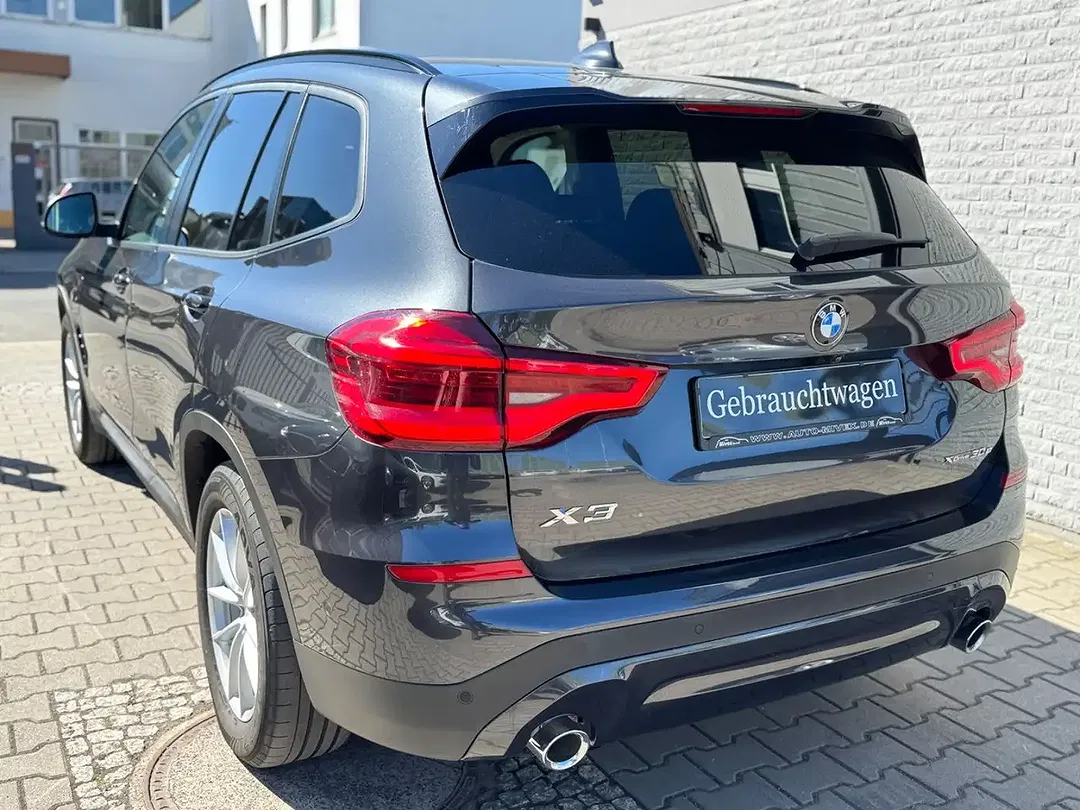 BMW X3 - Thumbnail 8
