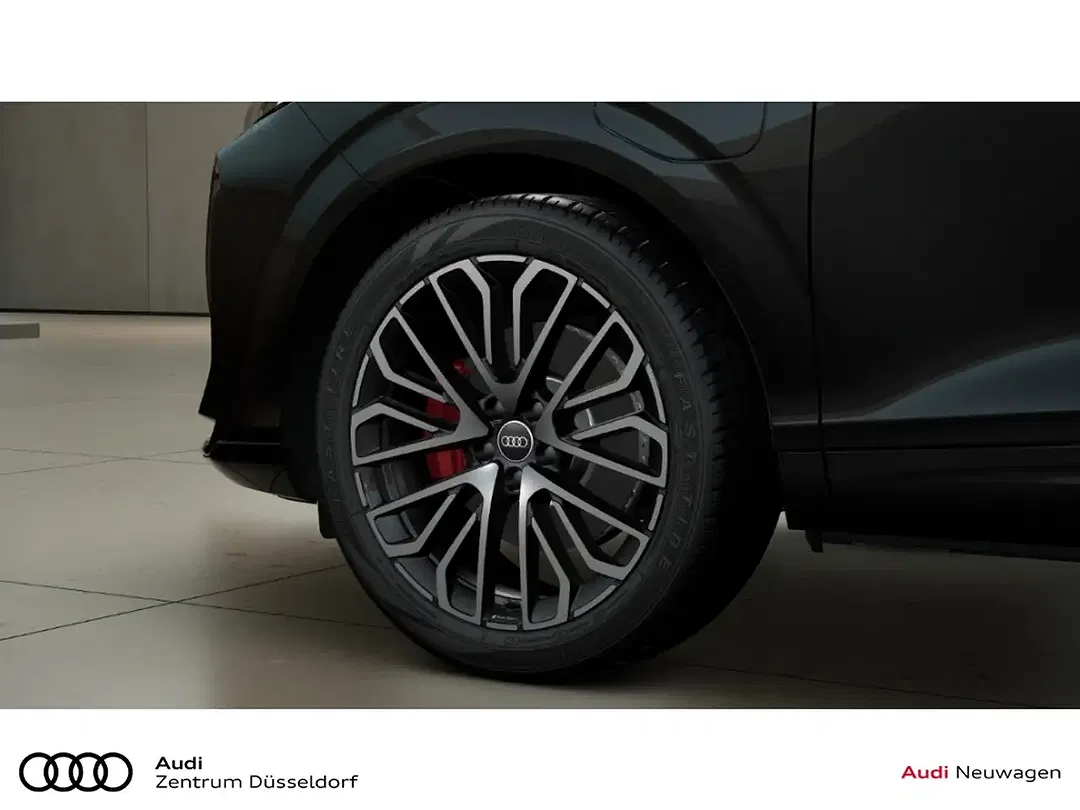 Audi Q3 - Thumbnail 4