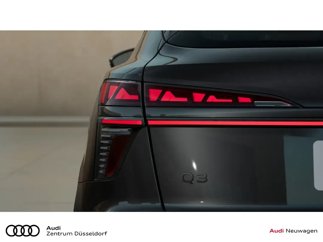 Audi Q3 - Thumbnail 5