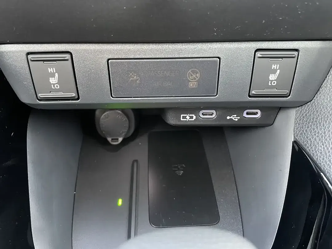 Toyota Yaris - Thumbnail 14