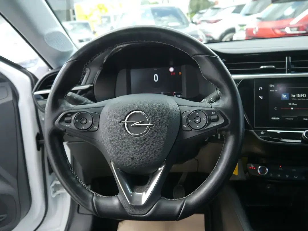 Opel Corsa - Thumbnail 2