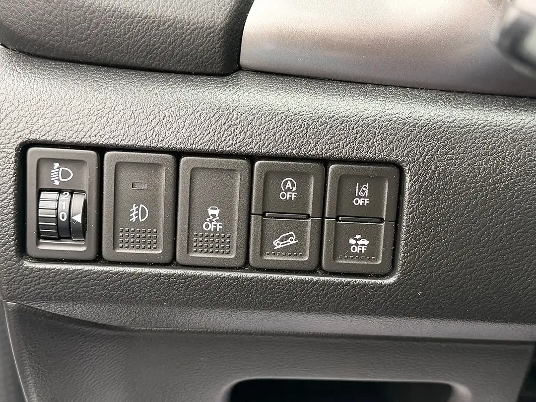 Suzuki Vitara - Thumbnail 14