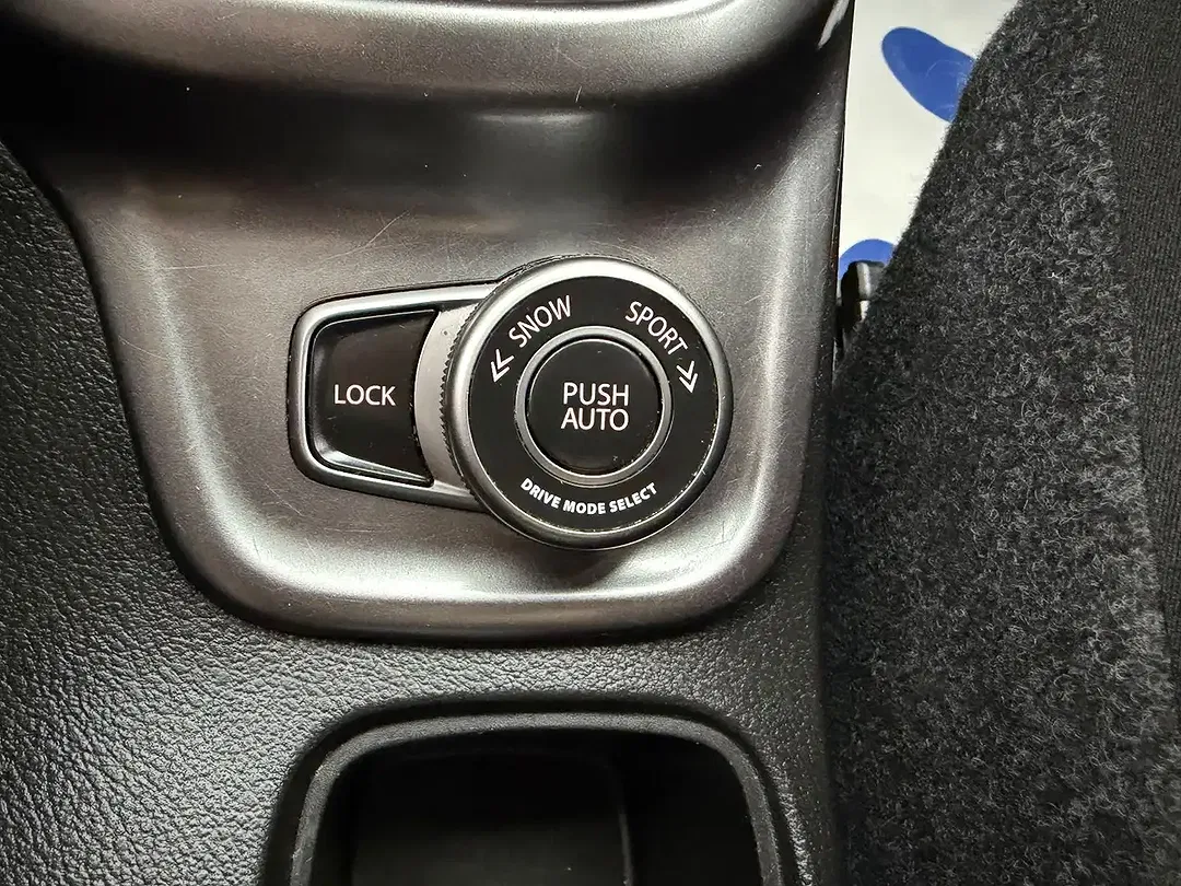 Suzuki Vitara - Thumbnail 16