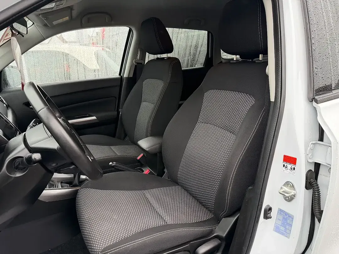 Suzuki Vitara - Thumbnail 9
