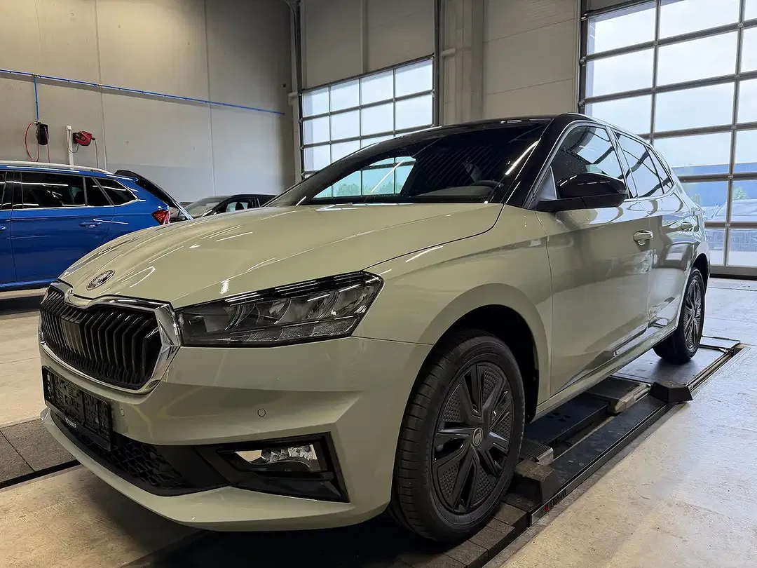 Skoda Fabia - Thumbnail 1