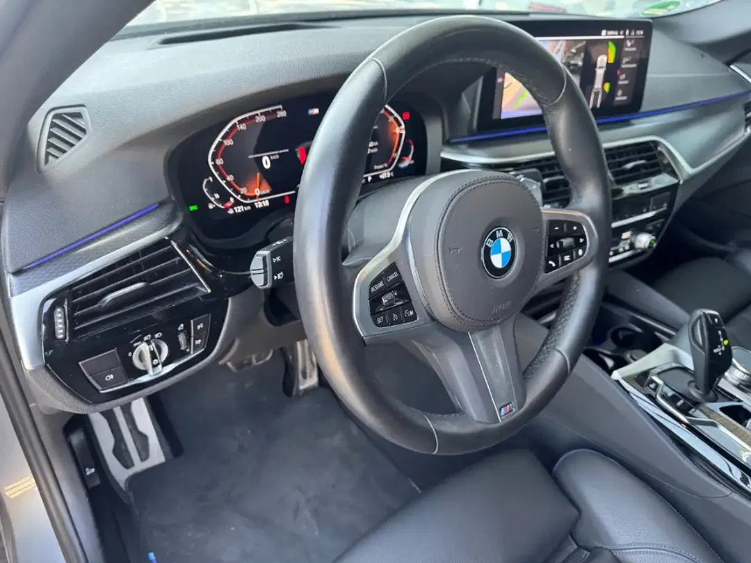 BMW 530 - Thumbnail 10