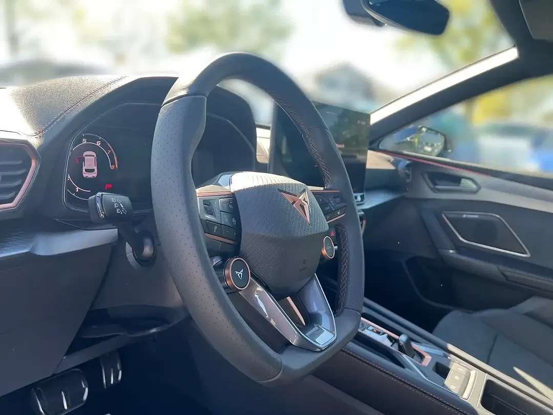 CUPRA Leon - Thumbnail 7