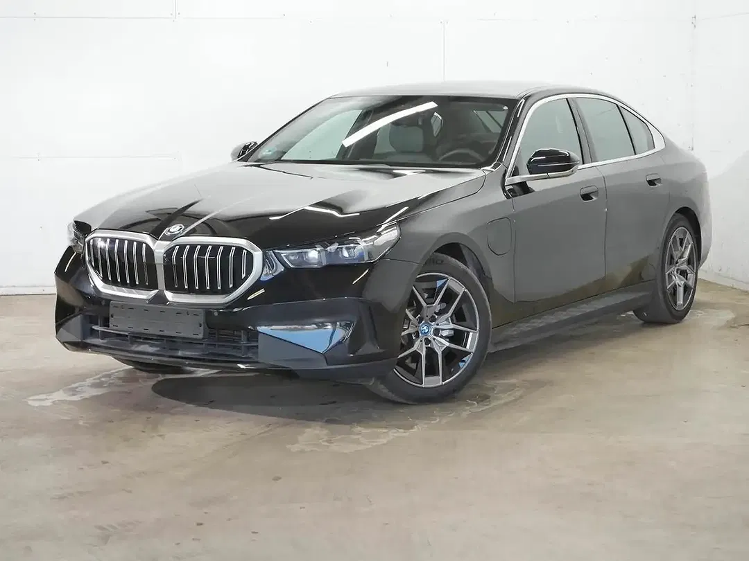 BMW 530 - Thumbnail 1