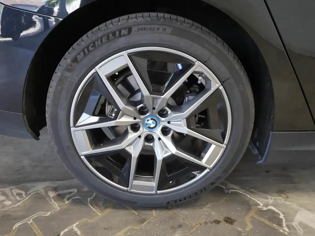 BMW 530 - Thumbnail 10