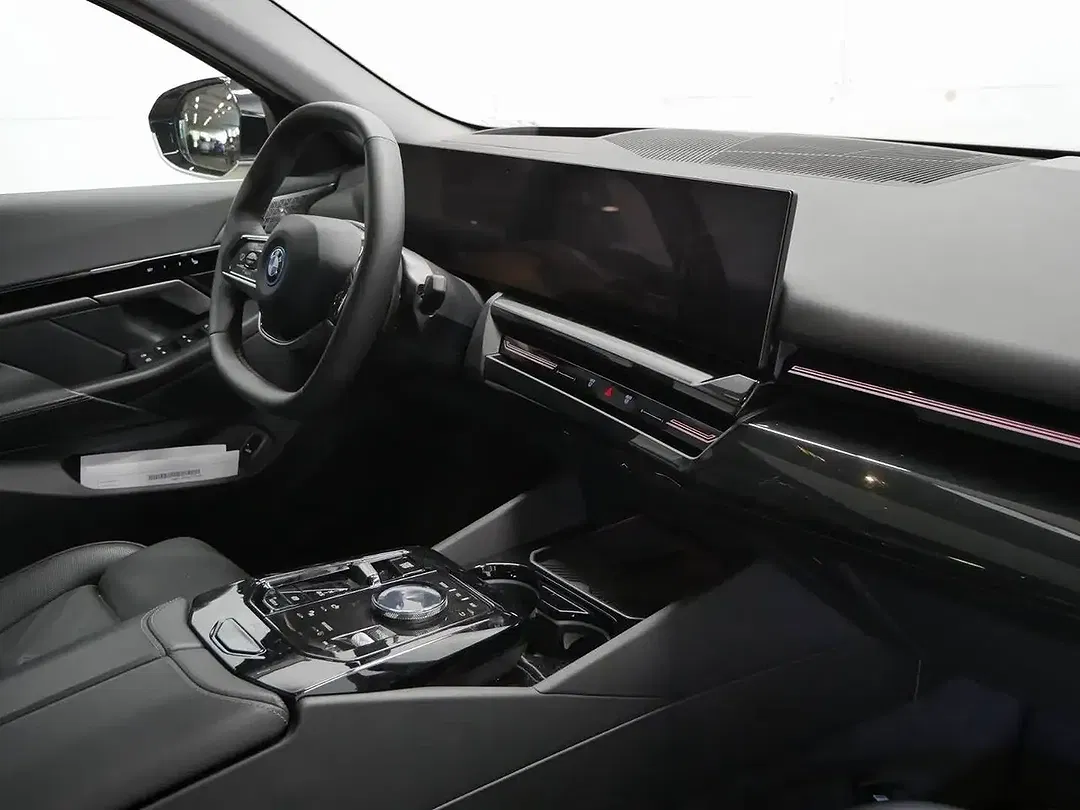 BMW 530 - Thumbnail 5