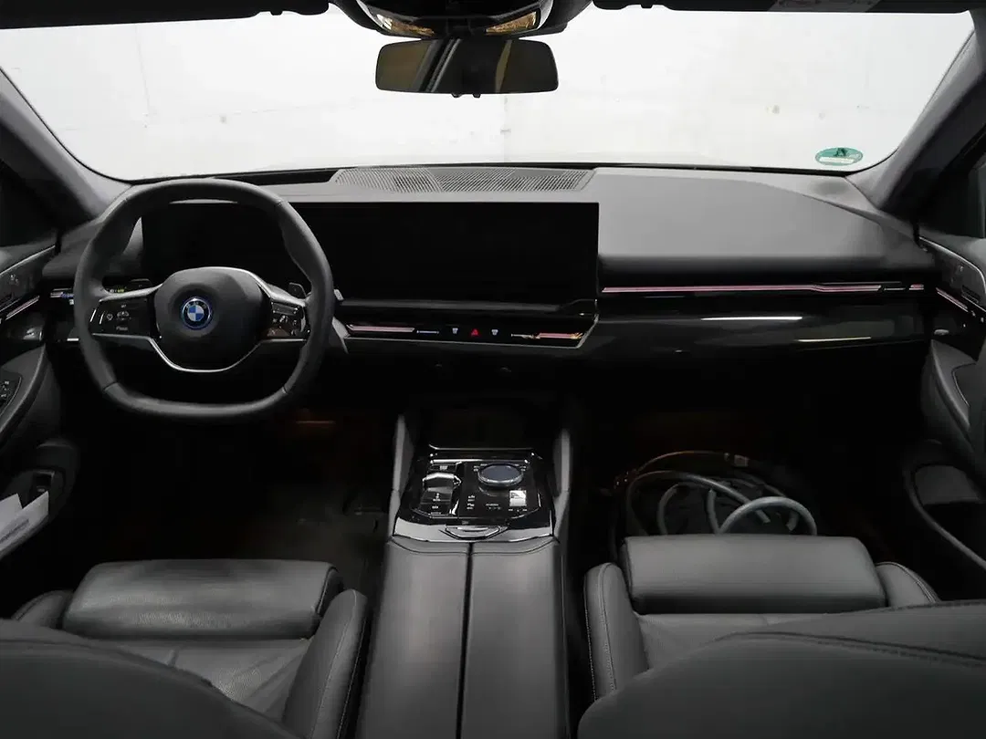 BMW 530 - Thumbnail 9