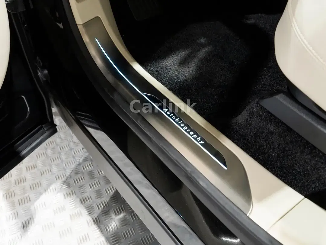 Land Rover Range Rover - Thumbnail 8