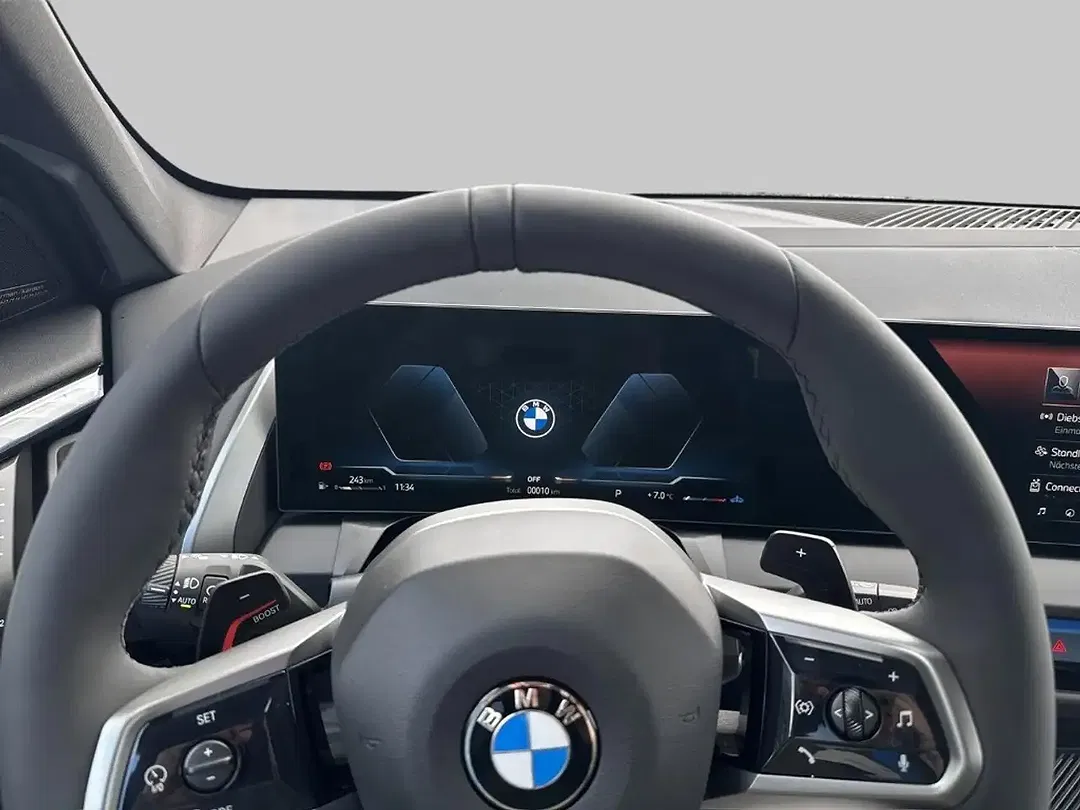 BMW X3 - Thumbnail 10