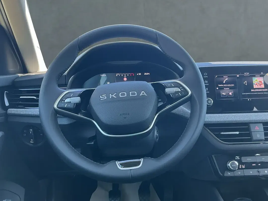Skoda Kamiq - Thumbnail 5