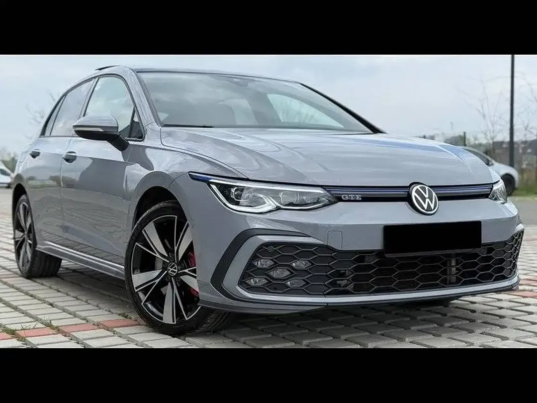 Volkswagen Golf - Thumbnail 1