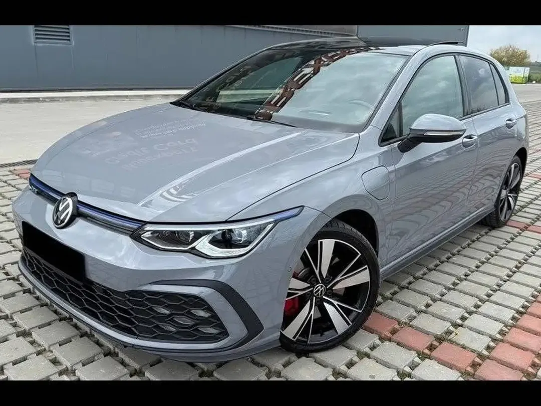 Volkswagen Golf - Thumbnail 2