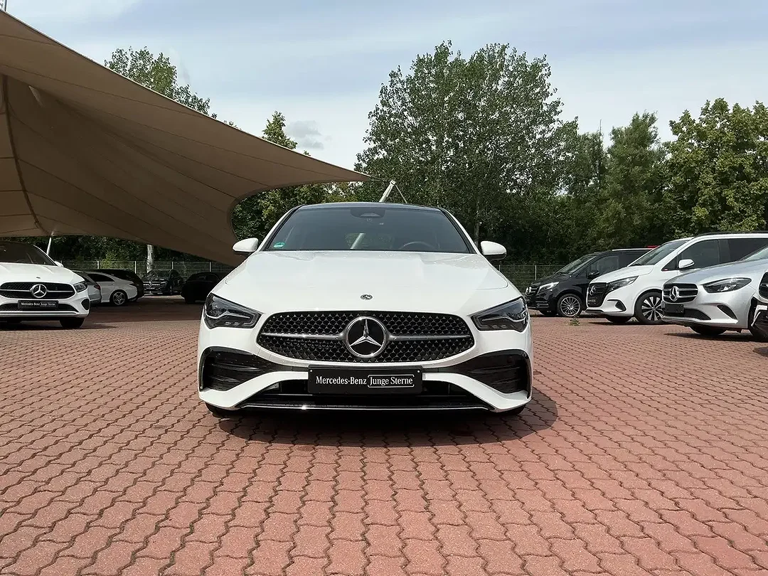 Mercedes-Benz CLA 200 - Afbeelding 1
