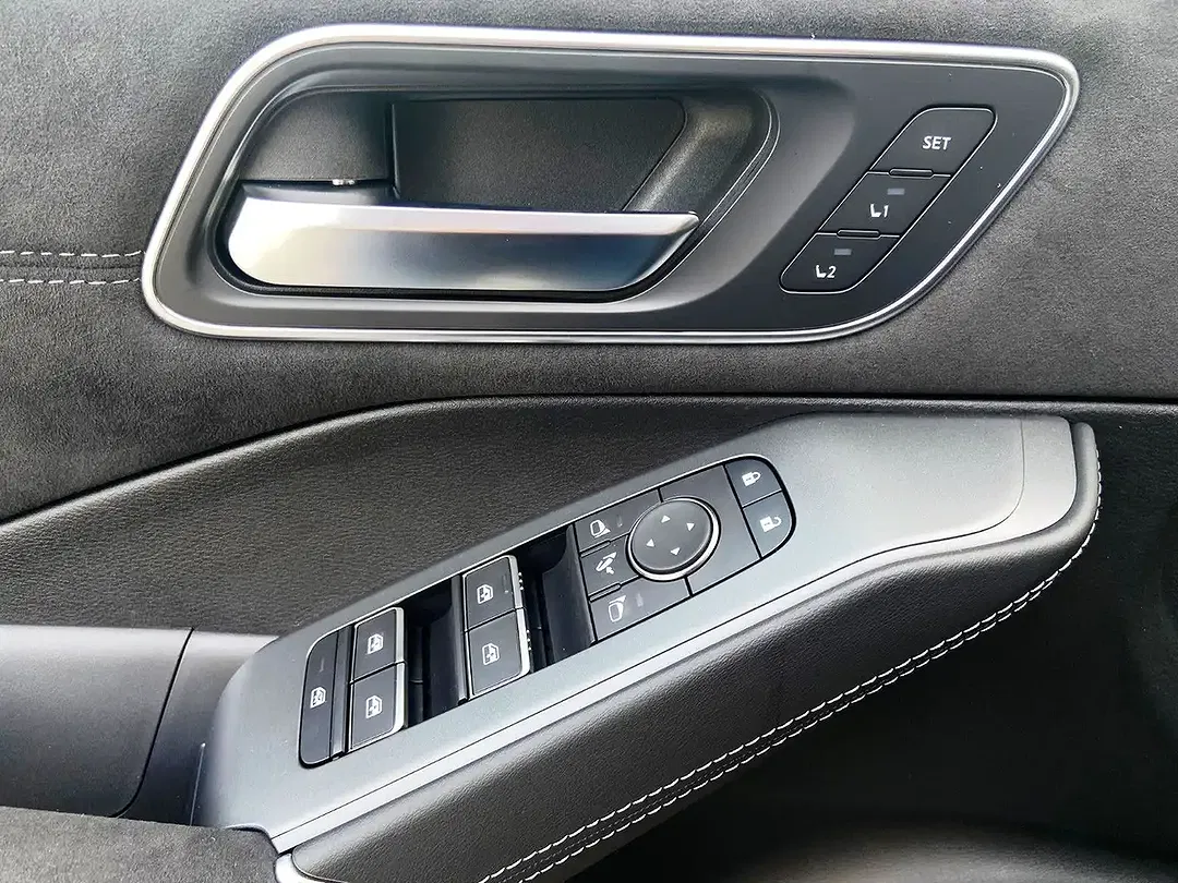 Nissan Qashqai - Thumbnail 10