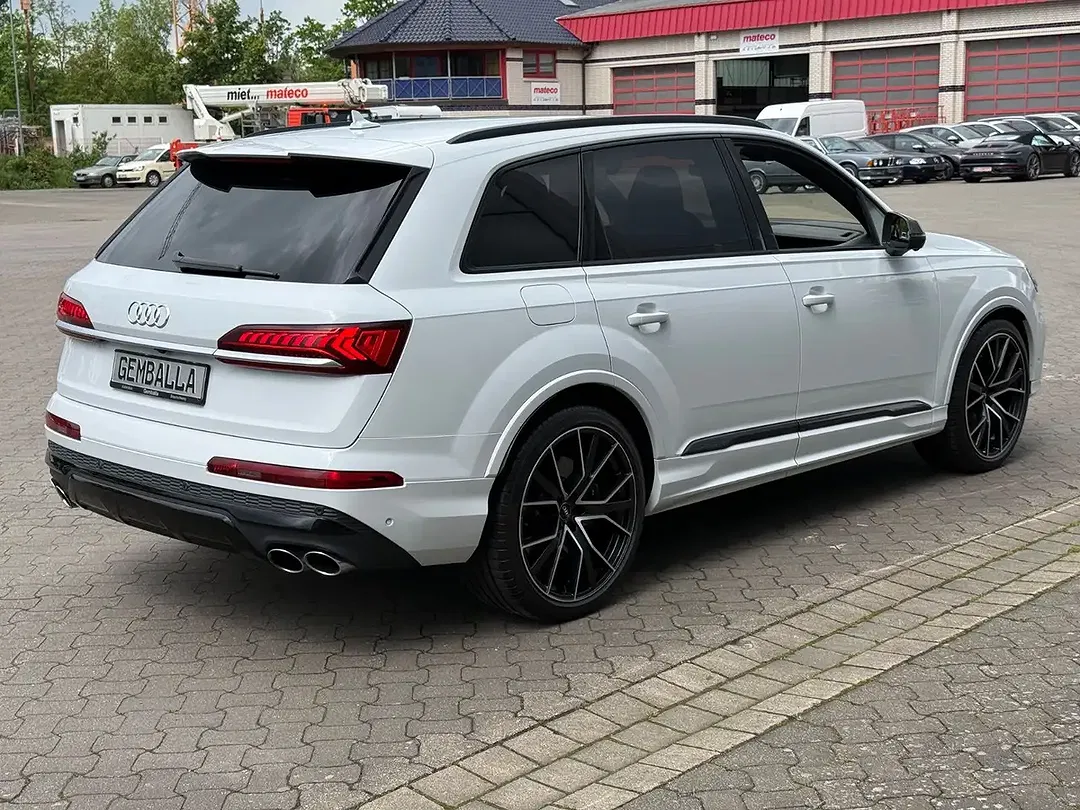 Audi SQ7 - Thumbnail 3