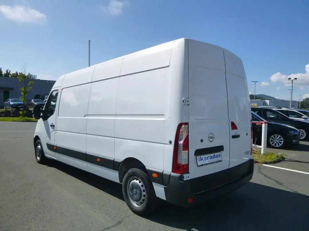 Opel Movano - Thumbnail 3