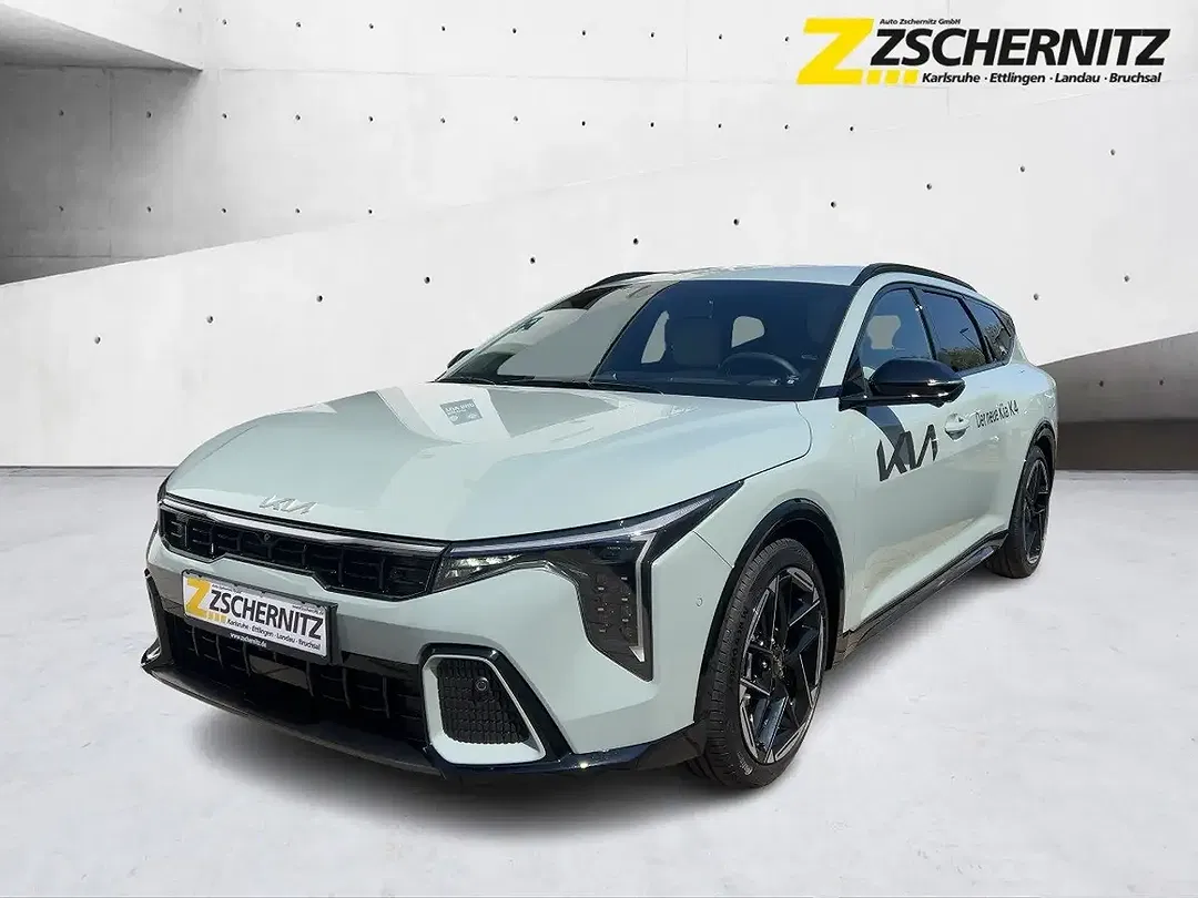 Kia K4 - Thumbnail 1