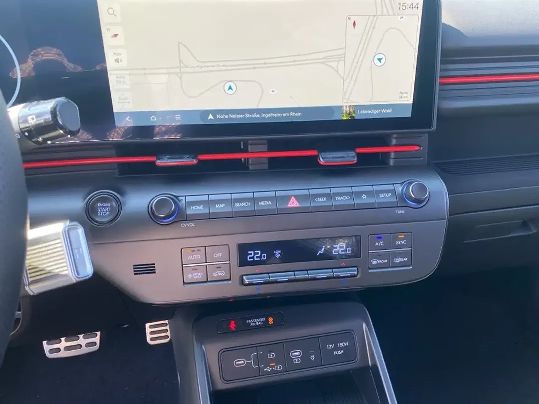 Hyundai KONA - Thumbnail 15