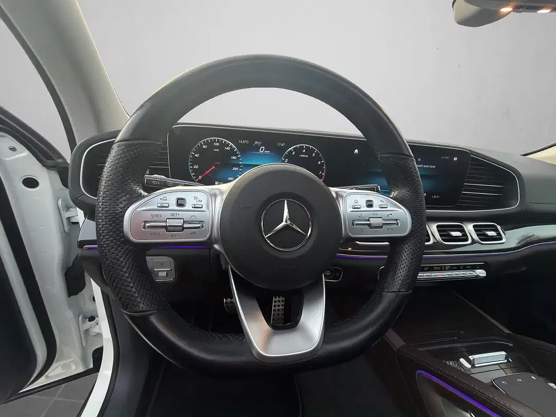 Mercedes-Benz GLS 580 - Thumbnail 10