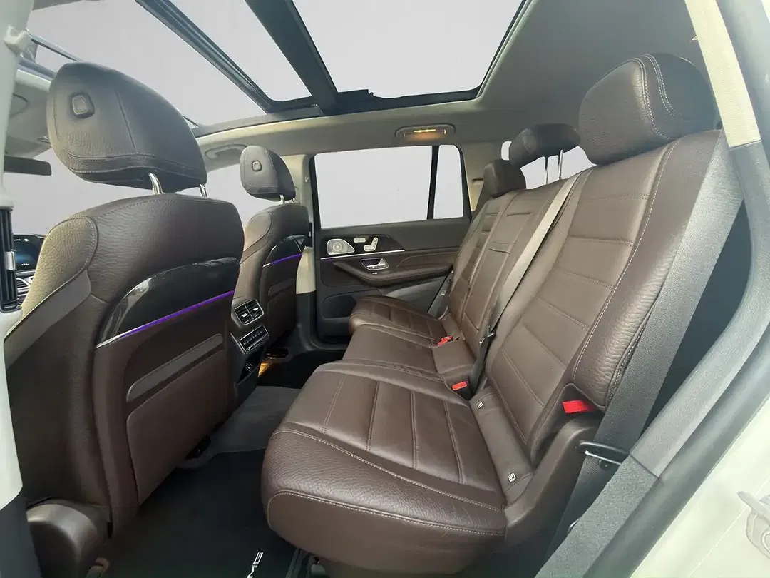 Mercedes-Benz GLS 580 - Thumbnail 17