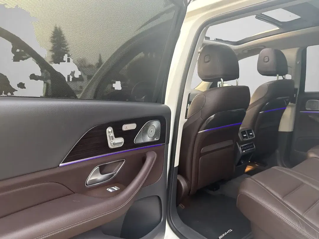 Mercedes-Benz GLS 580 - Thumbnail 18