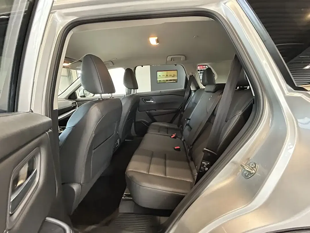 Nissan X-Trail - Thumbnail 11