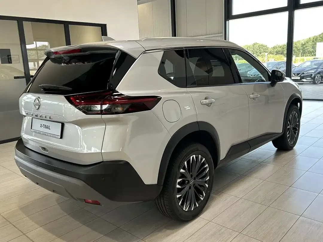 Nissan X-Trail - Thumbnail 3