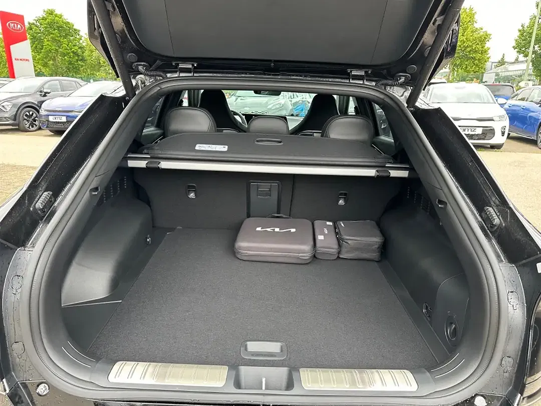 Kia EV6 - Thumbnail 14