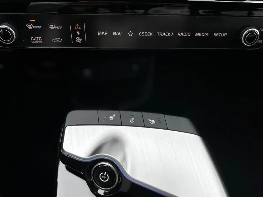 Kia EV6 - Thumbnail 5