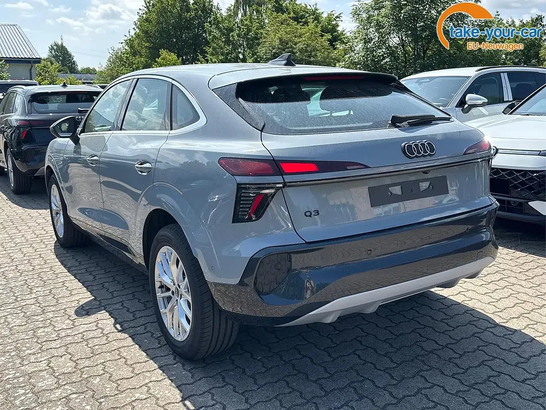 Audi Q3 - Thumbnail 3