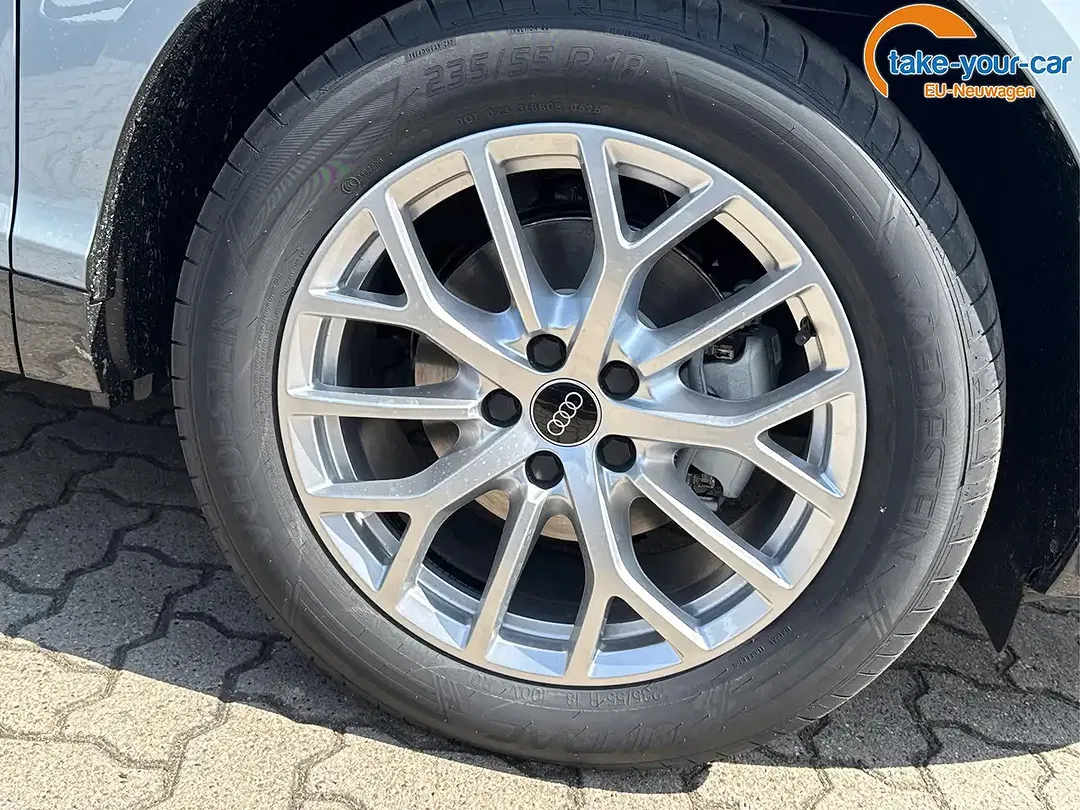 Audi Q3 - Thumbnail 8