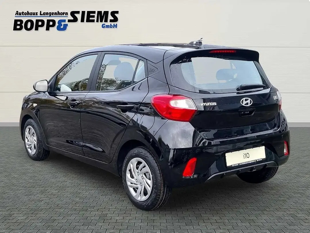 Hyundai i10 - Thumbnail 3